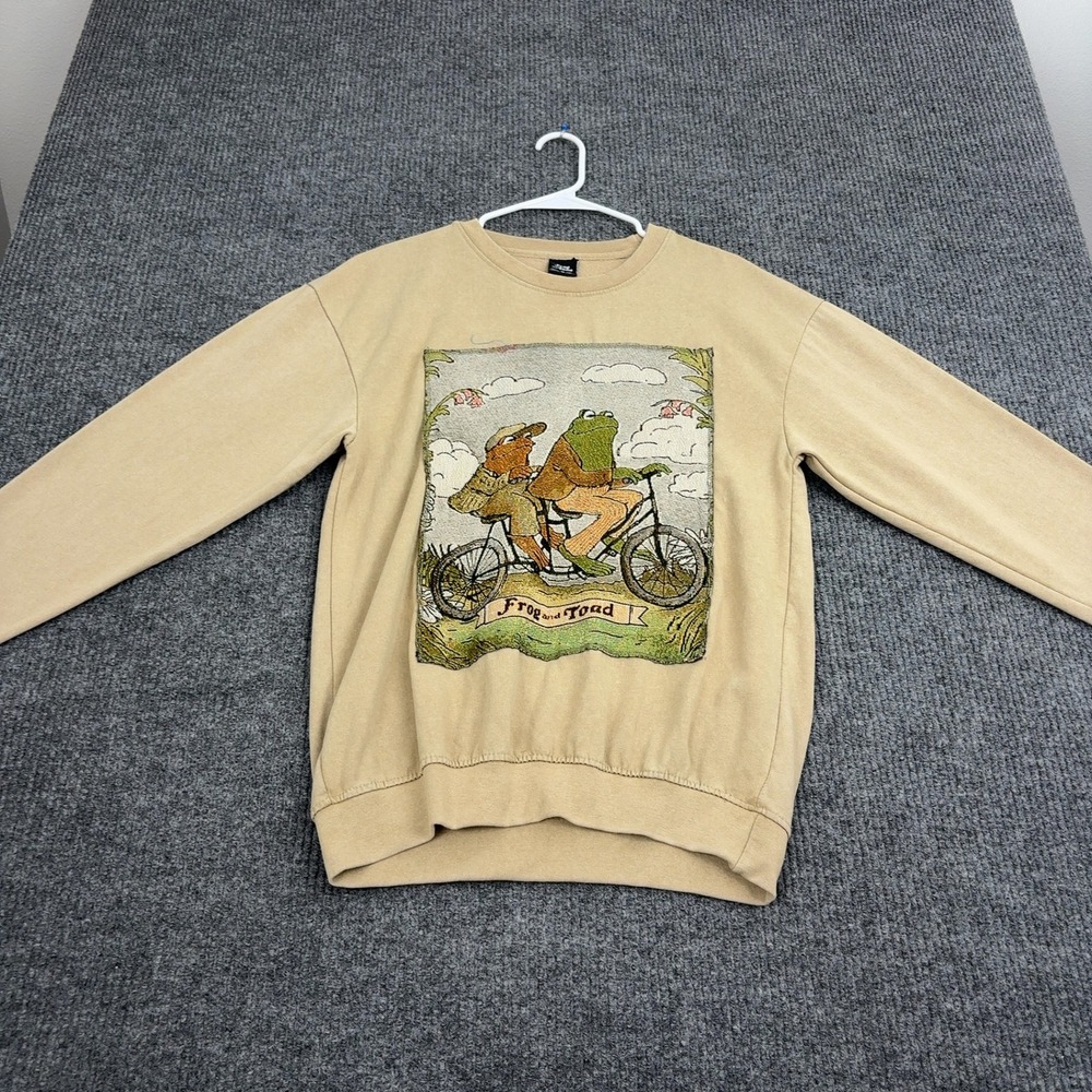 Frog and Toad Sweatshirt Mens M Tan Cotton Blend Tapestry Graphic Cottagecore